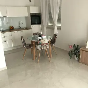Apartament Sweet, Split